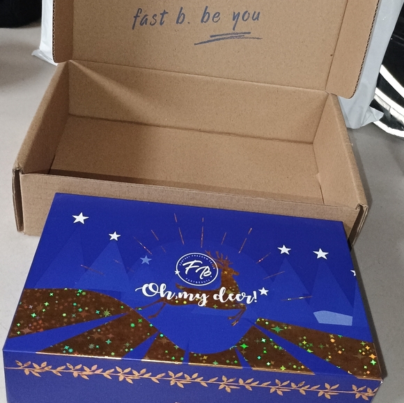 Fast B Eyeliner - Picture 1 of 3